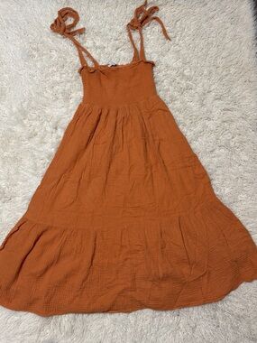 Women’s XL Fashion Nova Rust Orange Tie-Strap Smocked Maxi Dress